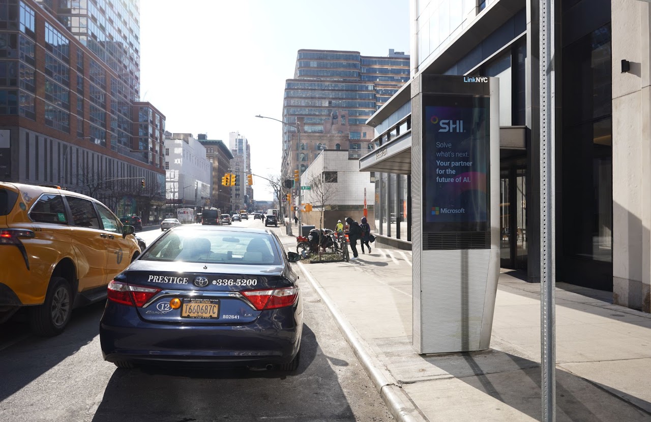 SHI Microsoft Surface roadshow DOOH placement in Lower Manhattan